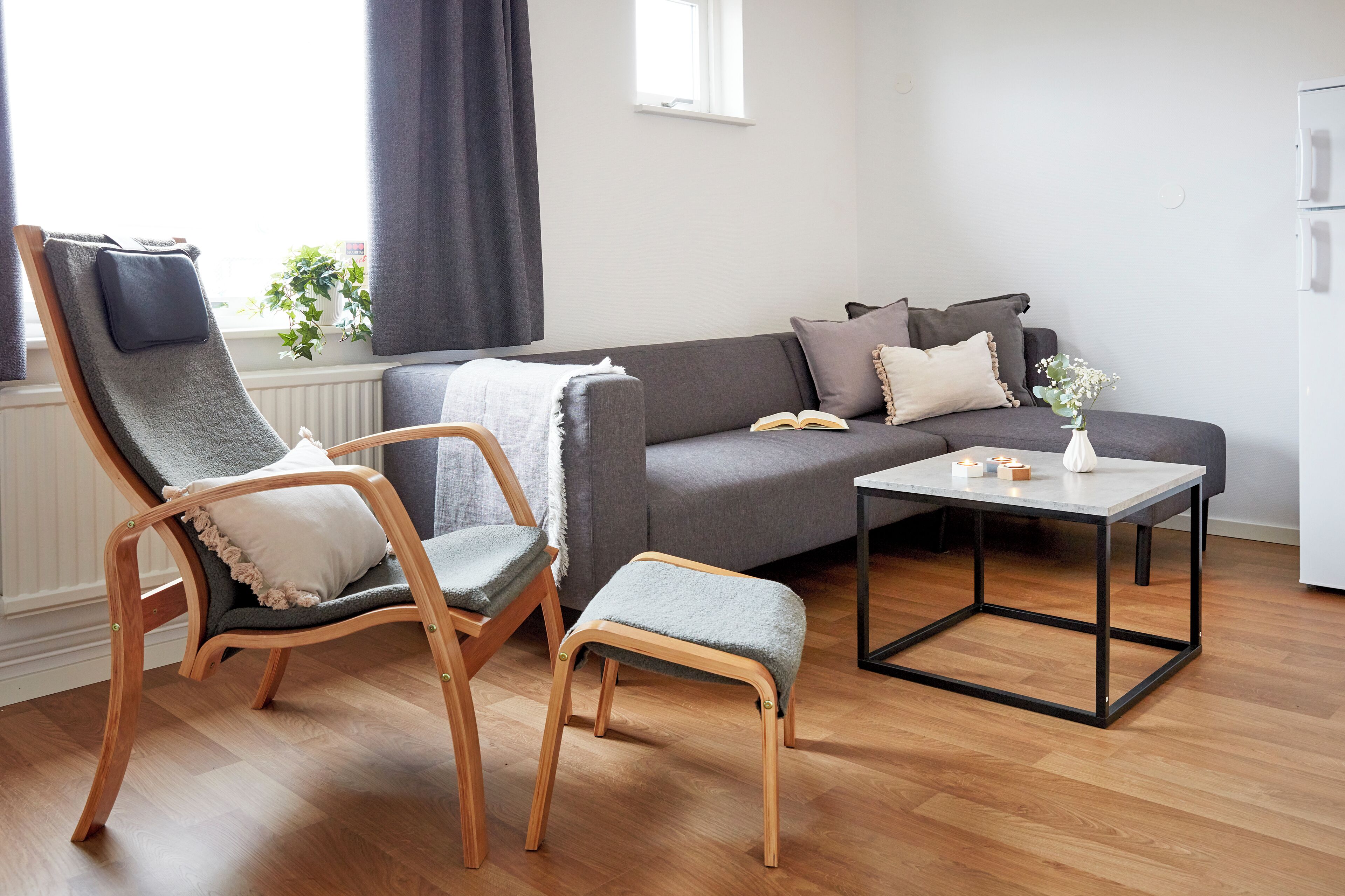 studio | living area | 42-inch tv with cable channels