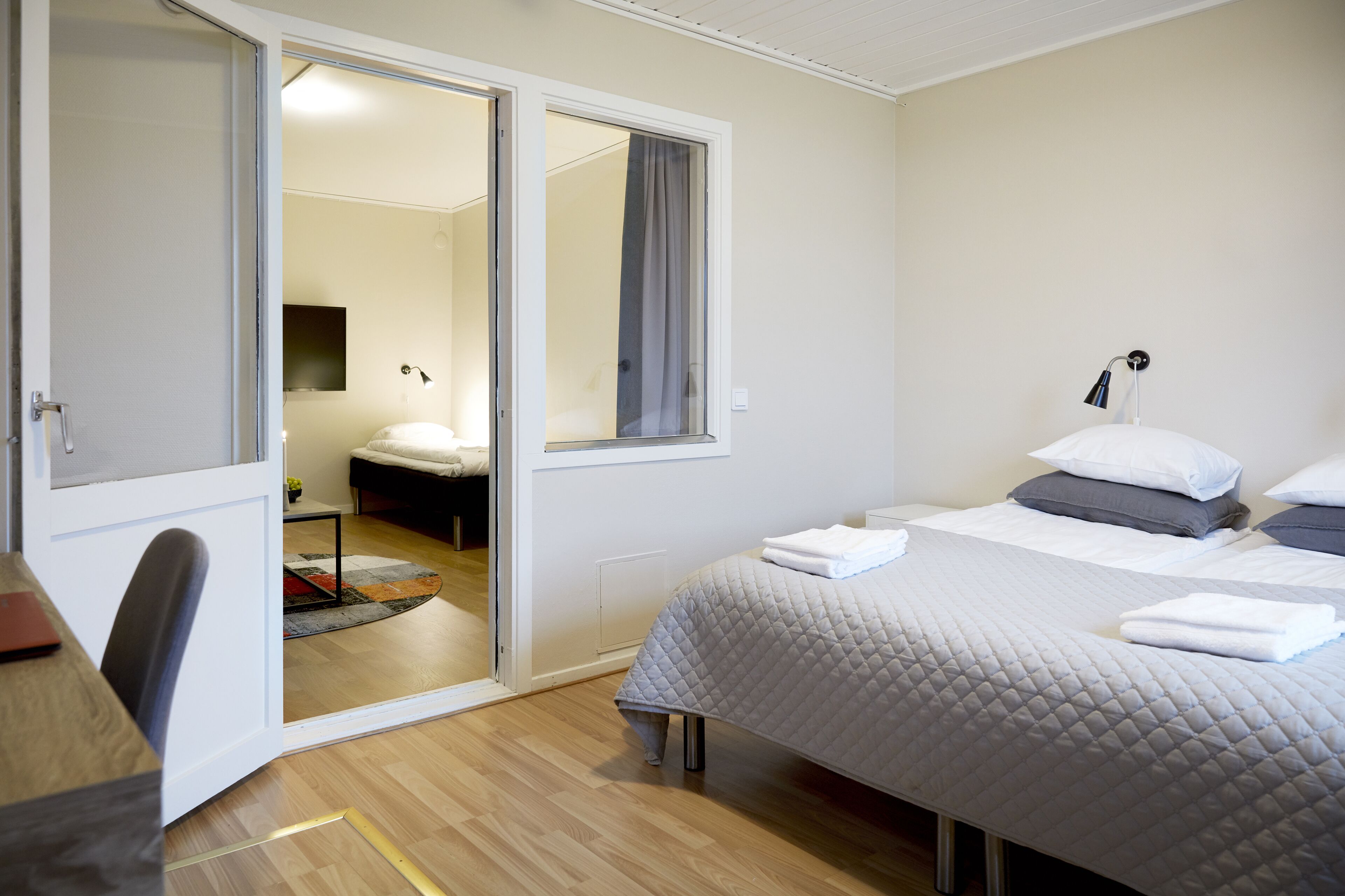 quadruple room | laptop workspace, blackout curtains, free wifi, bed sheets