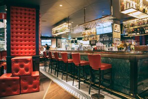 Bar (en el alojamiento)