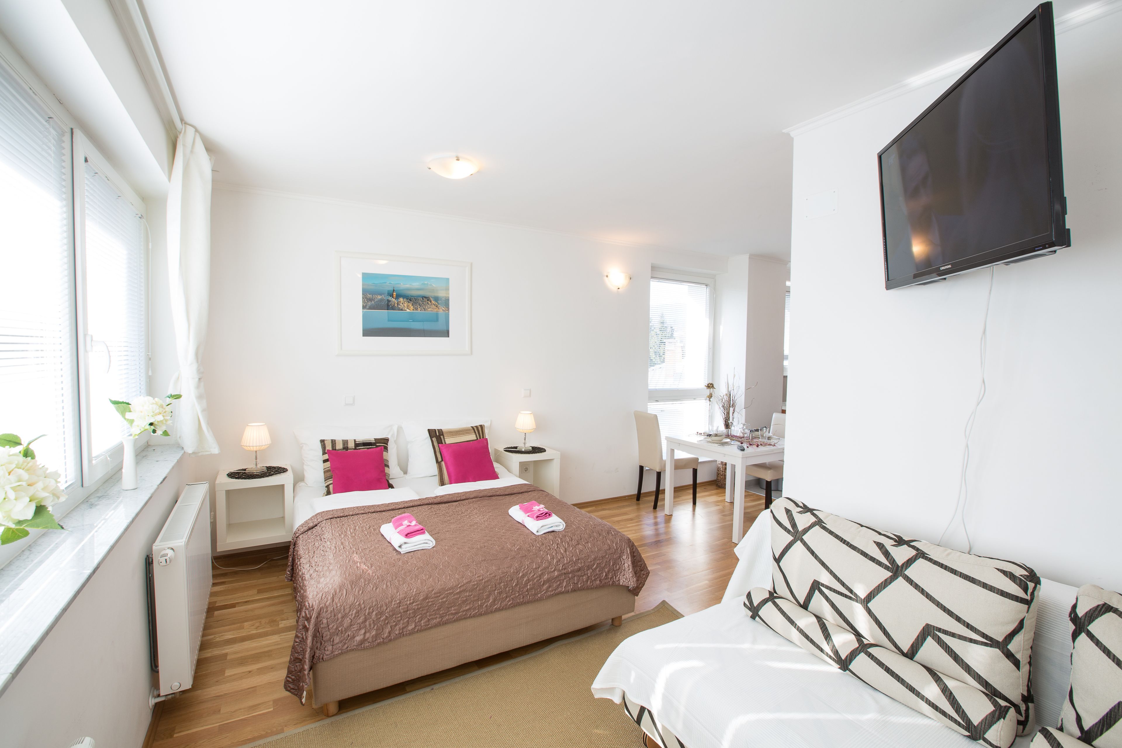 Suíte estúdio luxo, cozinha | Vista do quarto