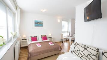 Deluxe-Studiosuite, Küche | Ausblick vom Zimmer