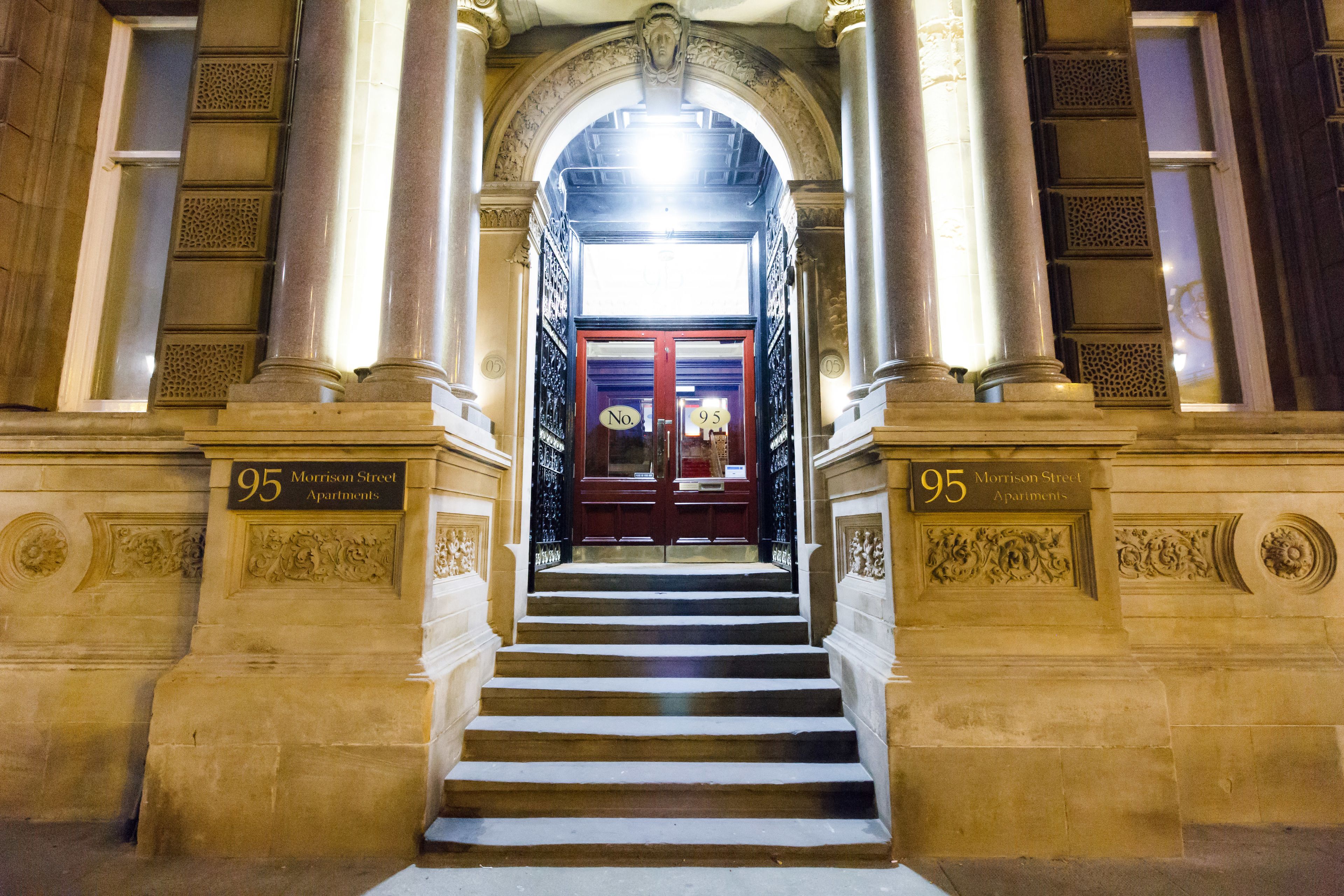 Entrada de la propiedad