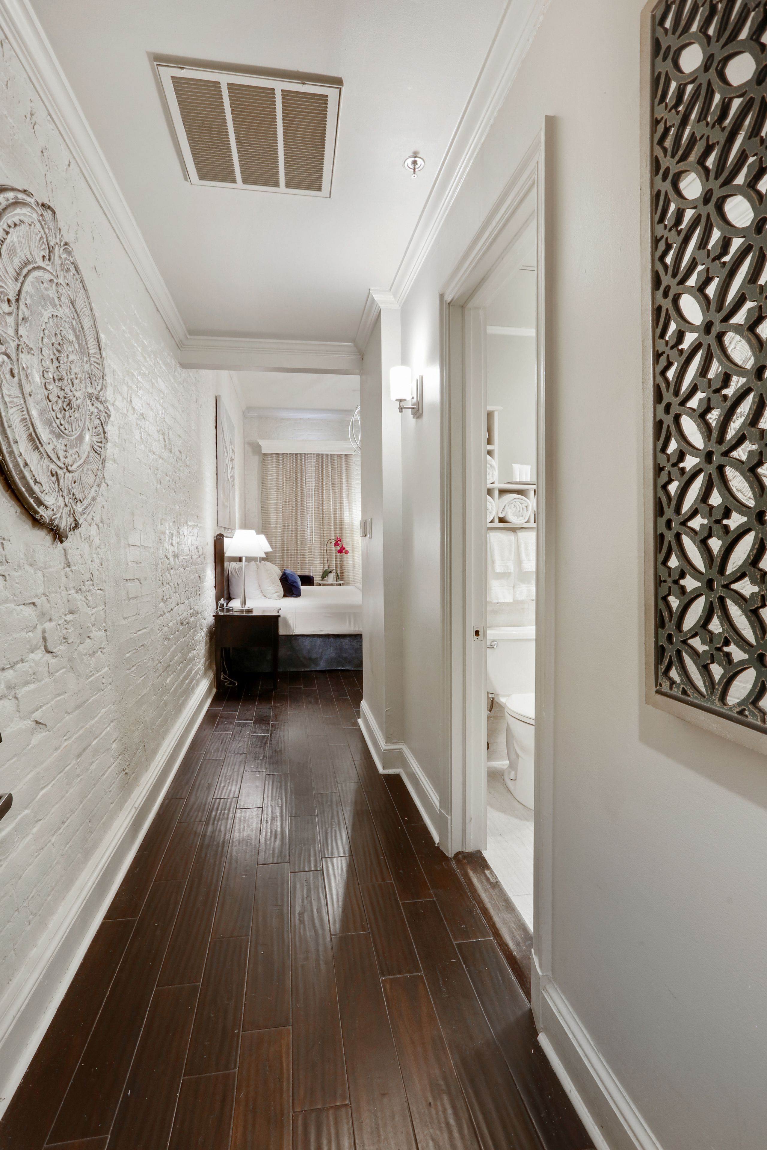 king suite  | in-room safe, individually decorated, individually furnished