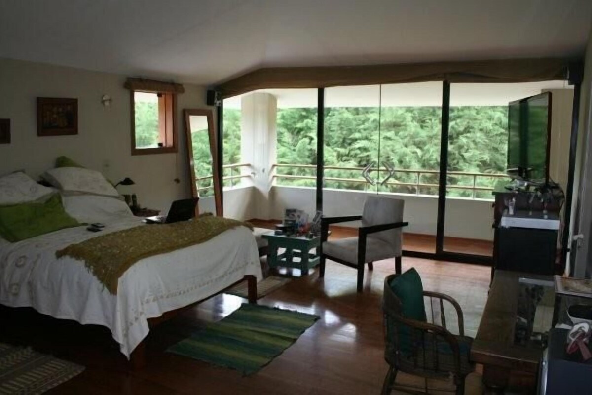 Chambre Double Supérieure, bain à remous, vue piscine