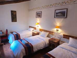 Triple Room | Premium bedding, free WiFi - Hospedaje La Florida (Urubamba)