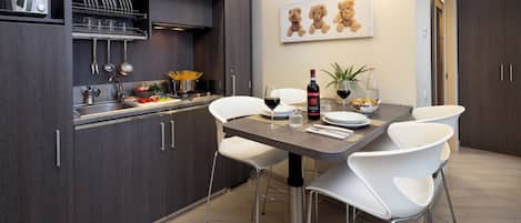 Apartment, 1 Bedroom | Private kitchen | Full-size fridge, microwave, stovetop, espresso maker