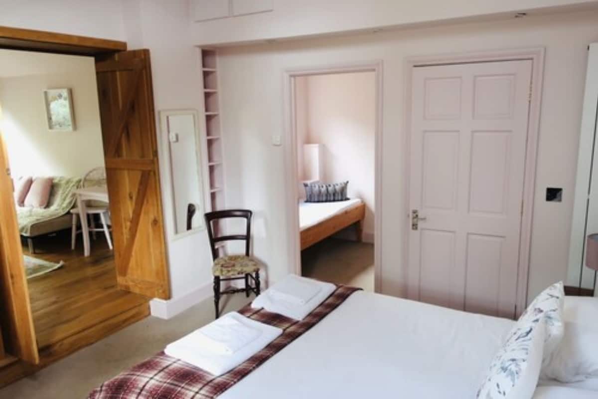 Suite de luna de miel | 1 habitación, tabla de planchar con plancha, wifi gratis y ropa de cama