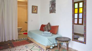 Standard Double Room, Private Bathroom | Bathroom