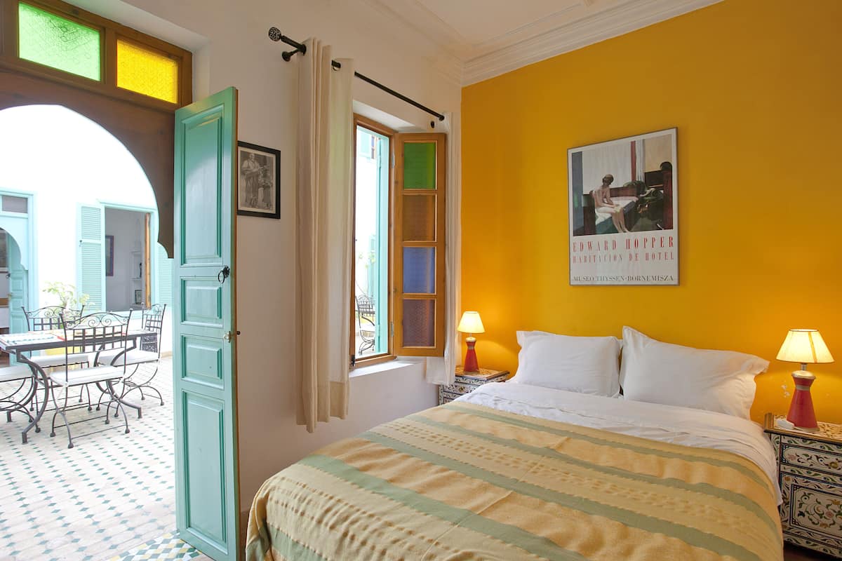 Standard Triple Room, Private Bathroom