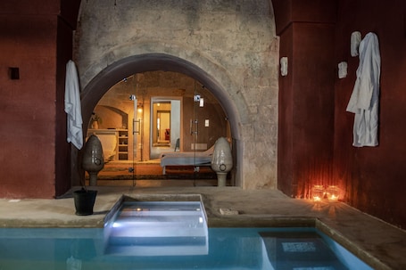 Salas de tratamientos para parejas, sauna, bañera de hidromasaje . Masseria Palombara Relais & SPA - Adults only