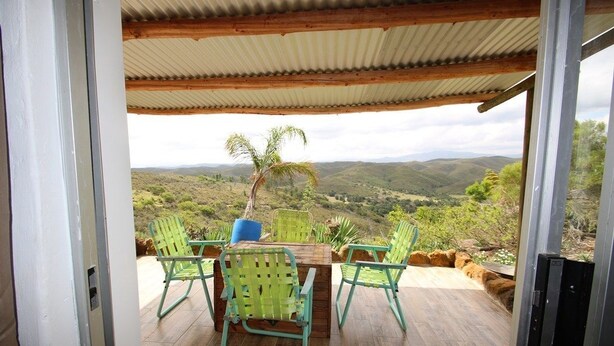 Farmyard Cottage | Balcony - Pabala Game Farm (Hankey)