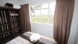 Farmyard Cottage - Pabala Game Farm (Hankey)