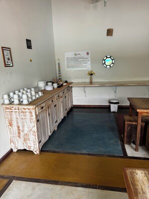 包每日自助早餐