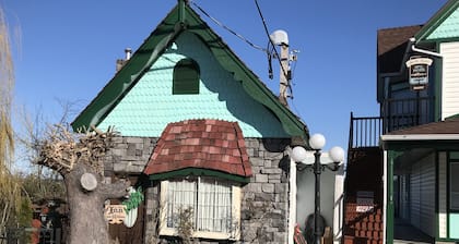 Little Inn on Willow
