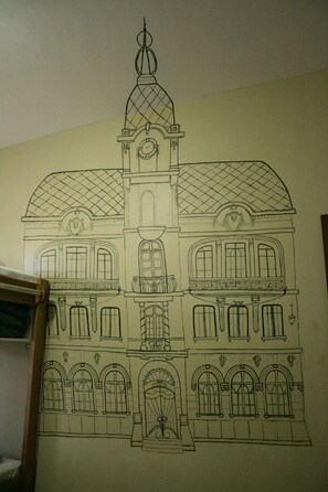 Shared Dormitory, Mixed Dorm, Shared Bathroom (Max 6 people) | Desk, laptop workspace, iron/ironing board, free WiFi - Curitiba Casa Hostel (Curitiba)