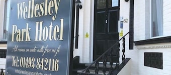 Wellesley Park Hotel