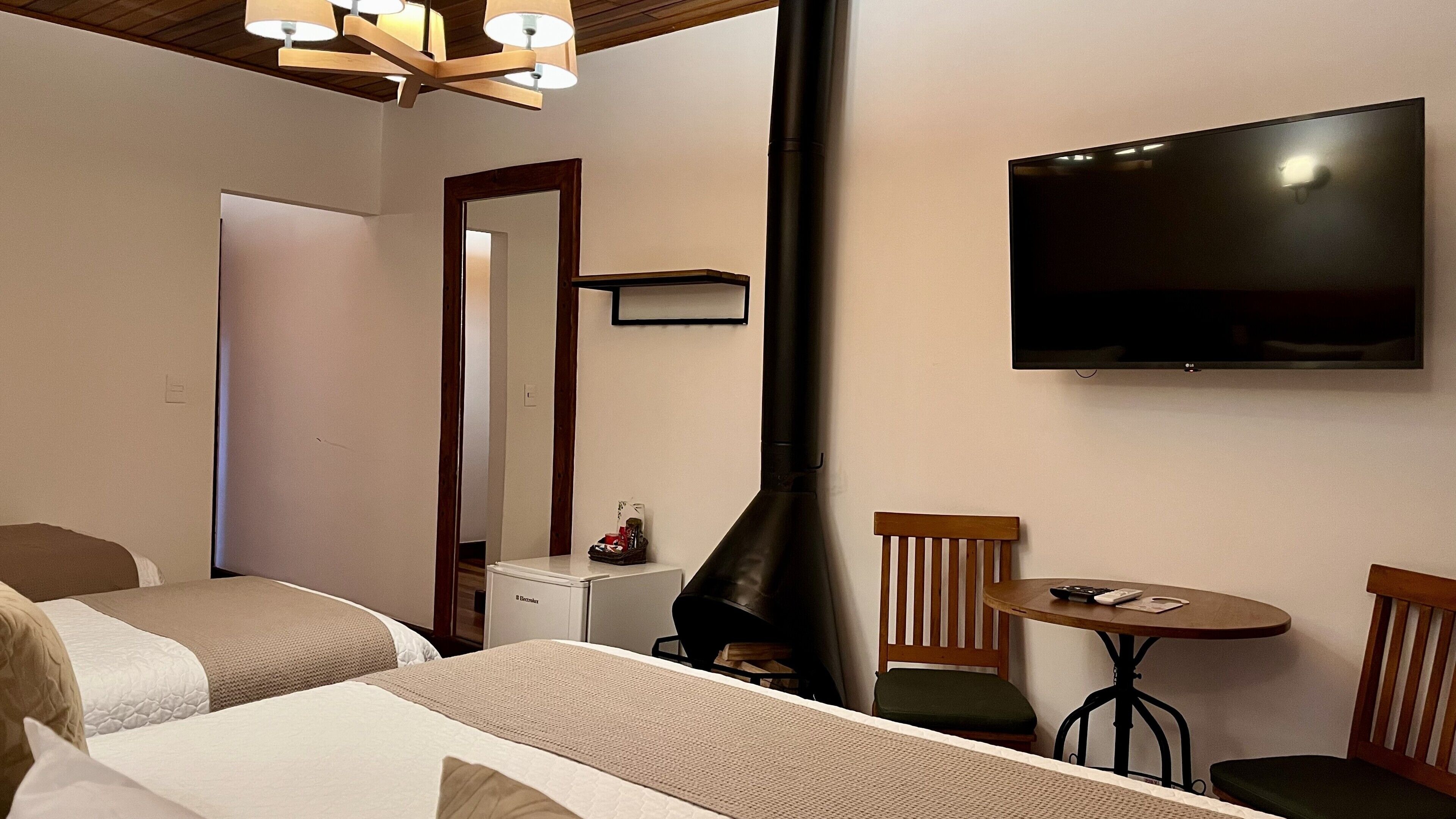 CHALÉ QUÁDRUPLO | Hypo-allergenic bedding, minibar, soundproofing, iron/ironing board
