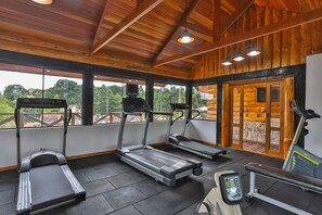 Fitness facility - Hotel Savoy Excellence (Campos do Jordão)