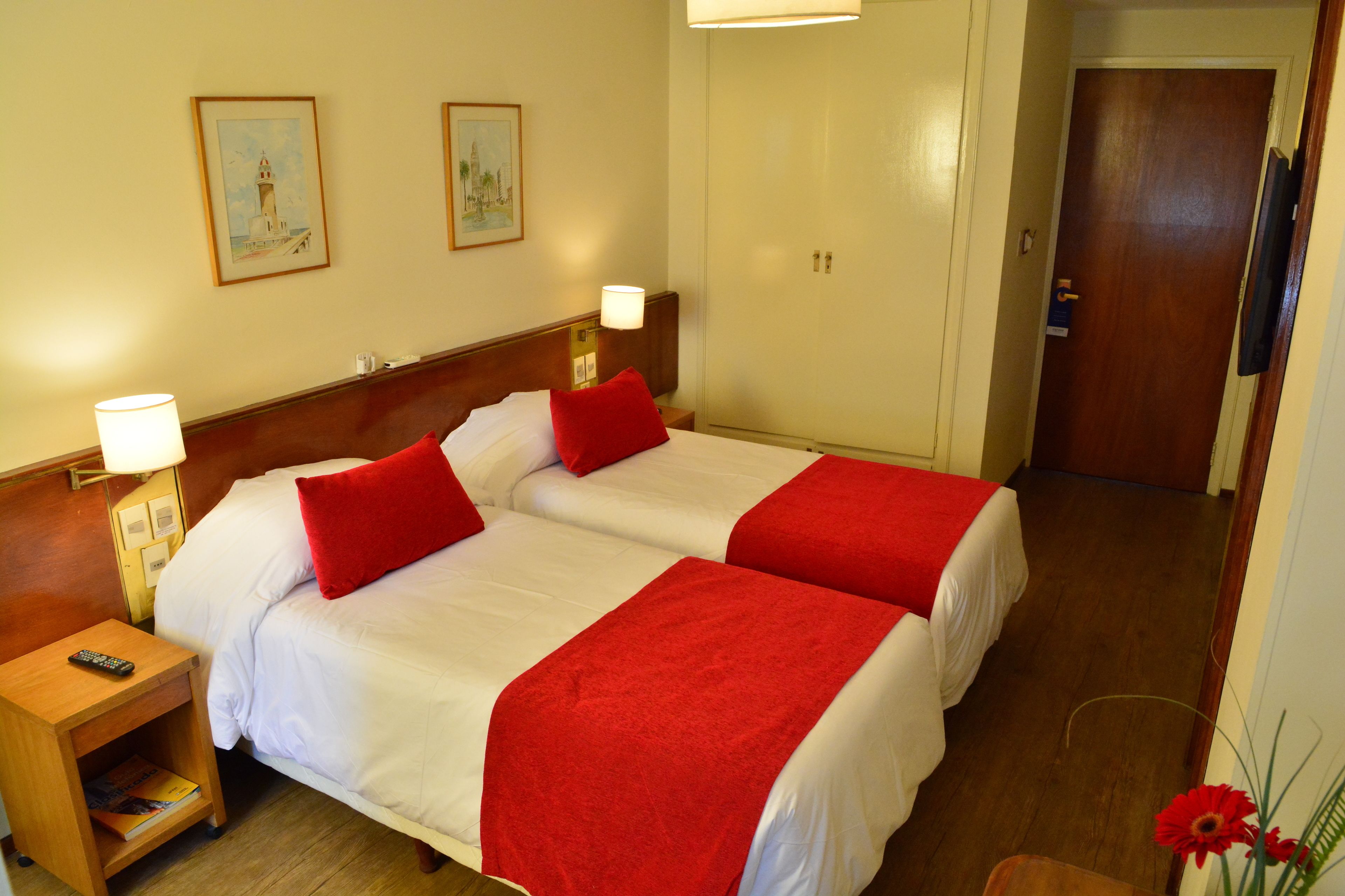 room, 2 single beds | minibar, in-room safe, desk, free cots/infant beds