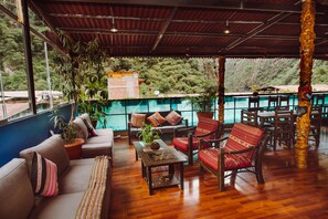Terrace/patio - Nativus Hostel Machu Picchu (Machu Picchu)