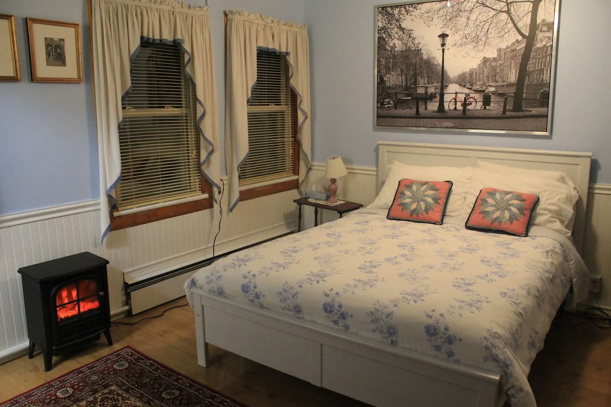 Ropa de cama de alta calidad y tabla de planchar con plancha