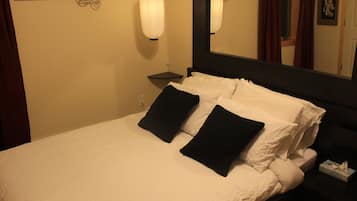 Tokyo | Premium bedding, iron/ironing board, free WiFi