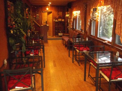 Gateway Lodge Bed & Breakfast