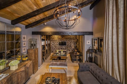 Sala de estar en el lobby