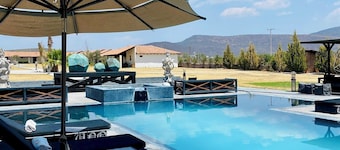 Hacienda Los Picachos