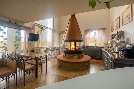 Free continental breakfast