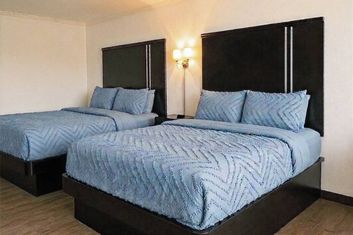 Desk, iron/ironing board, free WiFi, bed sheets