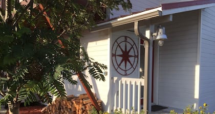 White House Inn on the Waterfront