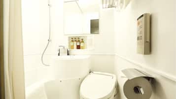 Ensemble douche/baignoire, articles de toilette gratuits, sĂšche-cheveux