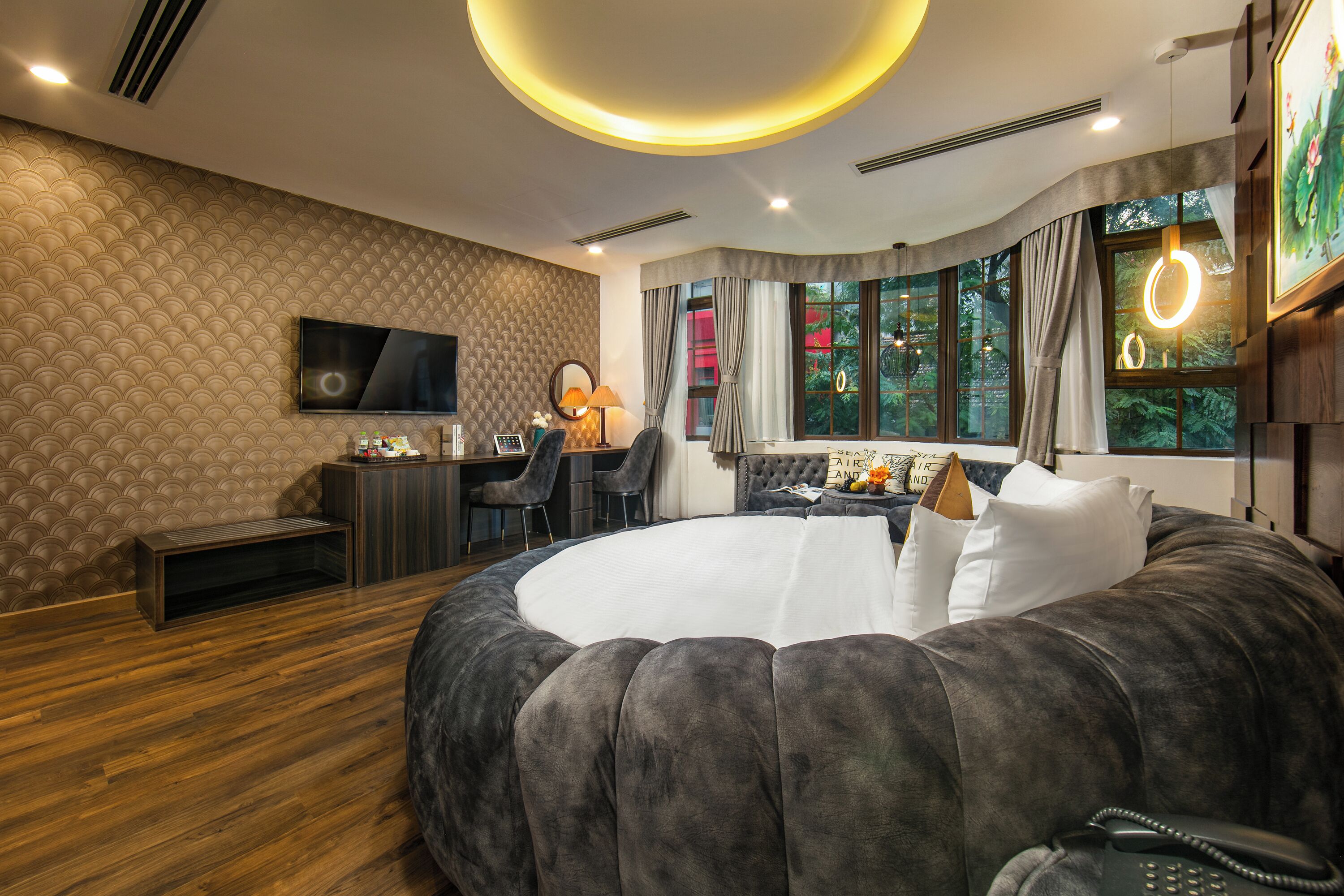 junior suite | living area | lcd tv