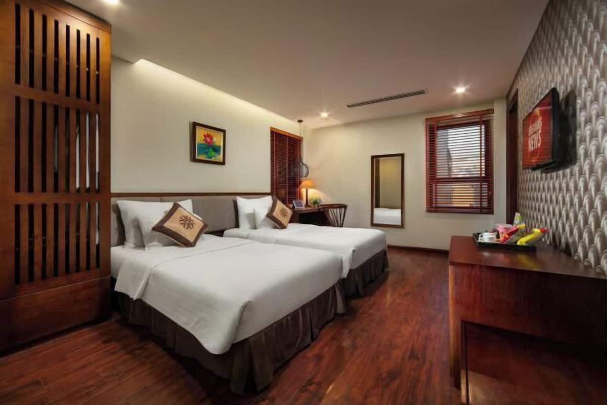 1 Schlafzimmer, Minibar, Zimmersafe, Schreibtisch