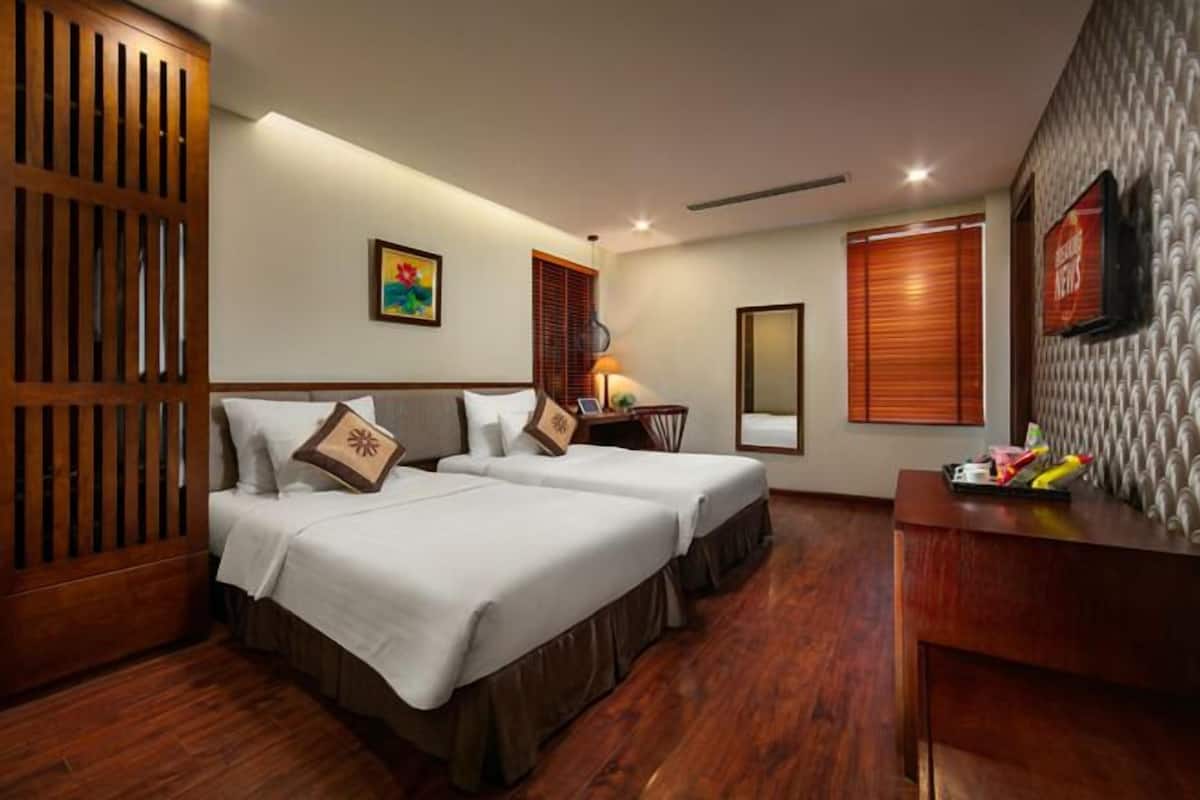 1 Schlafzimmer, Minibar, Zimmersafe, Schreibtisch