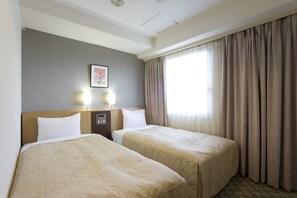 Desk, blackout curtains, free WiFi, bed sheets - Unizo INN Tokyo Asakusa (Tokyo)