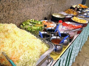 Comida y bebida