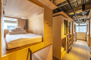 Cofres nos quartos, quartos à prova de som