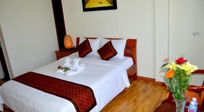 Minibar, Schreibtisch, Verdunkelungsvorhänge, kostenloses WLAN