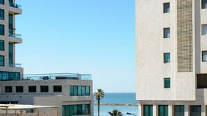 Apartment, 2 Bedrooms, Balcony (Hayarkon street.35 Rooftop) | 1 bedroom, premium bedding, in-room safe, iron/ironing board - Trio Tel-aviv (Tel Aviv)
