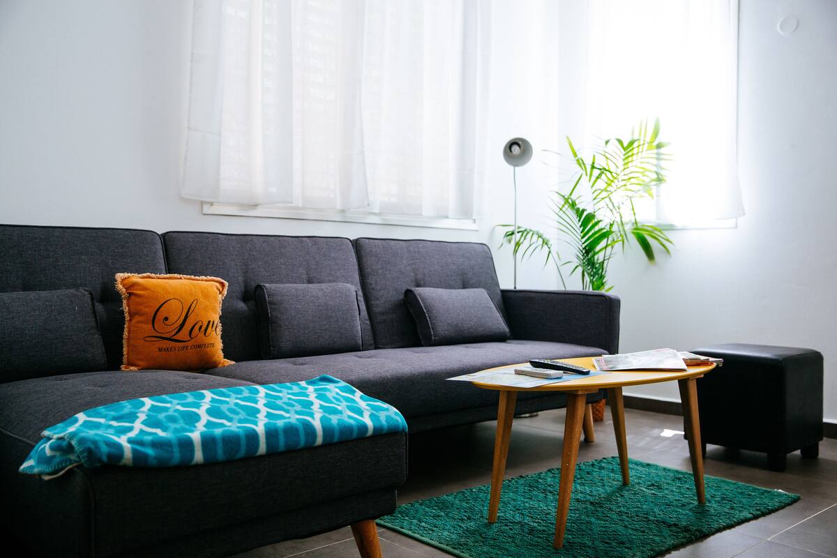 Apartment, 1 Bedroom (Hovevei tzion Tel-Aviv) | Living room