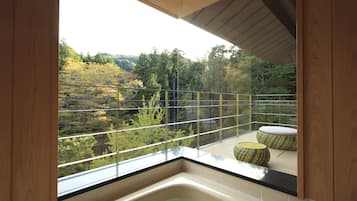 Japanese Style Room with Terrace, Fine View Bath, Upper-floor, Mountain View | Bathroom | Separate tub and shower, deep soaking tub, free toiletries, hair dryer