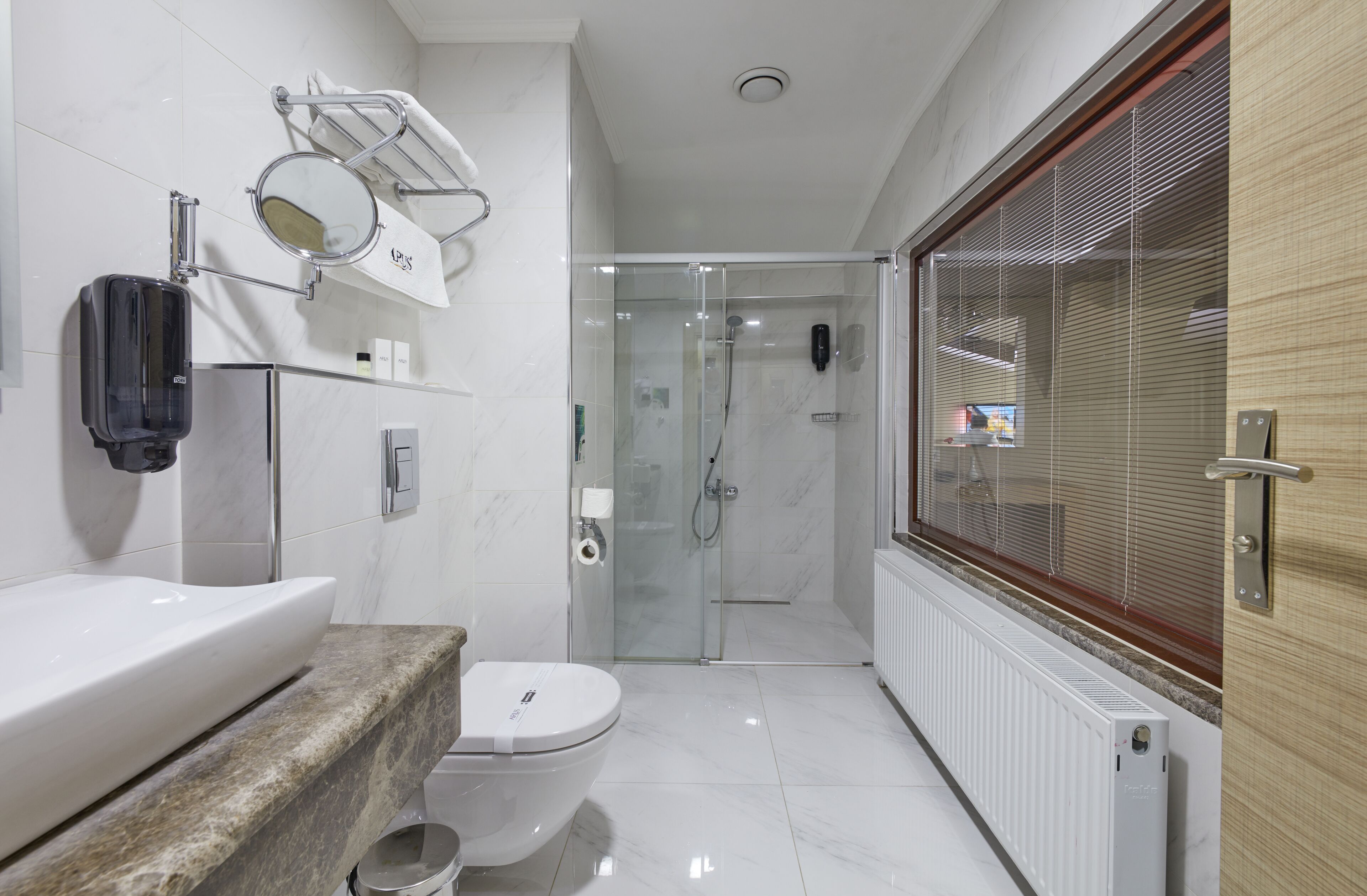premium room | bathroom | shower, rainfall showerhead, free toiletries, hair dryer