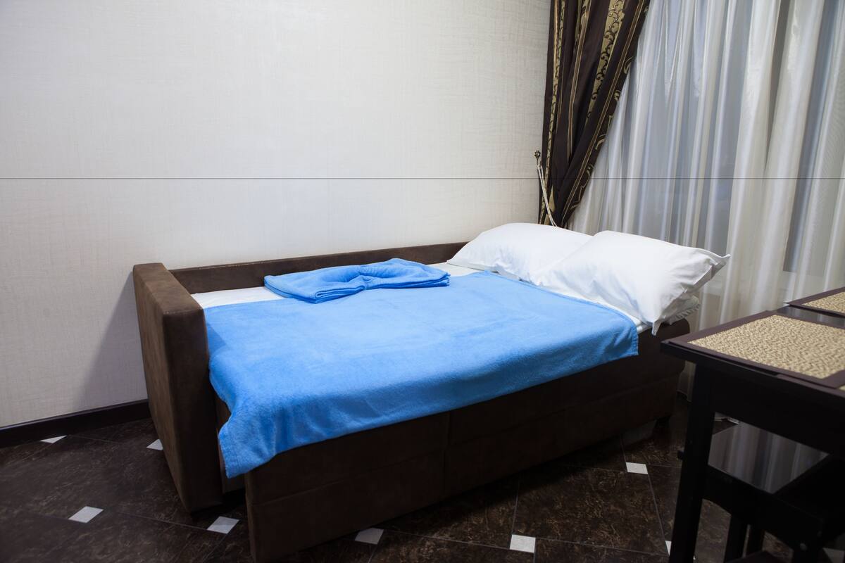 Premium bedding, in-room safe, blackout curtains, iron/ironing board