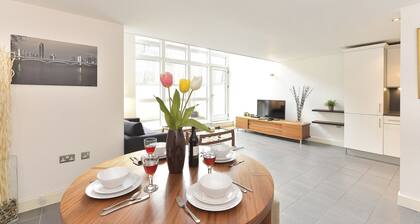 Glorious City Apartments