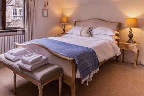 Signature Double Room | 1 bedroom, hypo-allergenic bedding, iron/ironing board, free WiFi - Sign of the Angel (Chippenham)