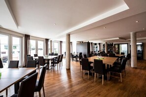 Ilmainen päivittäinen buffetaamiainen