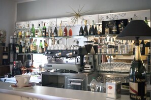 Bar (on property) - Hotel Pinguino (Pescasseroli)