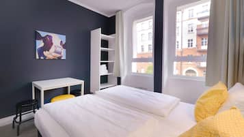 Doppelzimmer, Gemeinschaftsbad | Bügeleisen/Bügelbrett, kostenloses WLAN, Bettwäsche